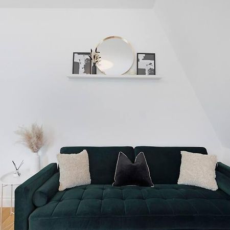 Roomy One Bed Loft Apartment Bishop's Stortford Zewnętrze zdjęcie